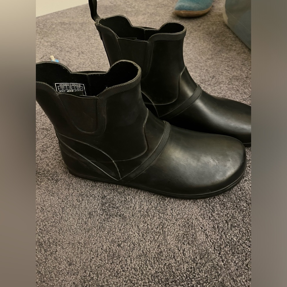 Xero rain boots
